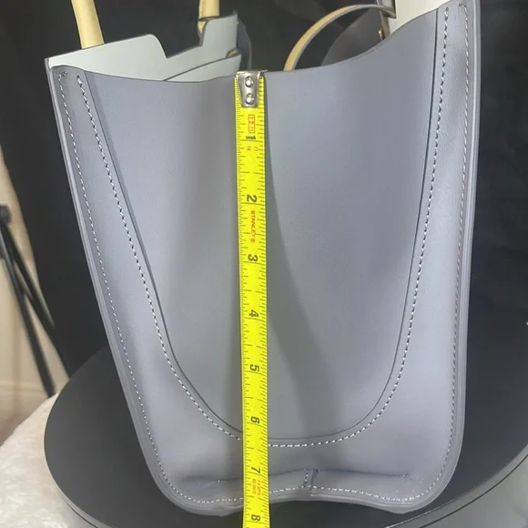 ZAC ( Zac Posen ) NWT , EARTHA MEDIUM , TOTE , off white, CHARCOAL Color. - Picture 13 of 16